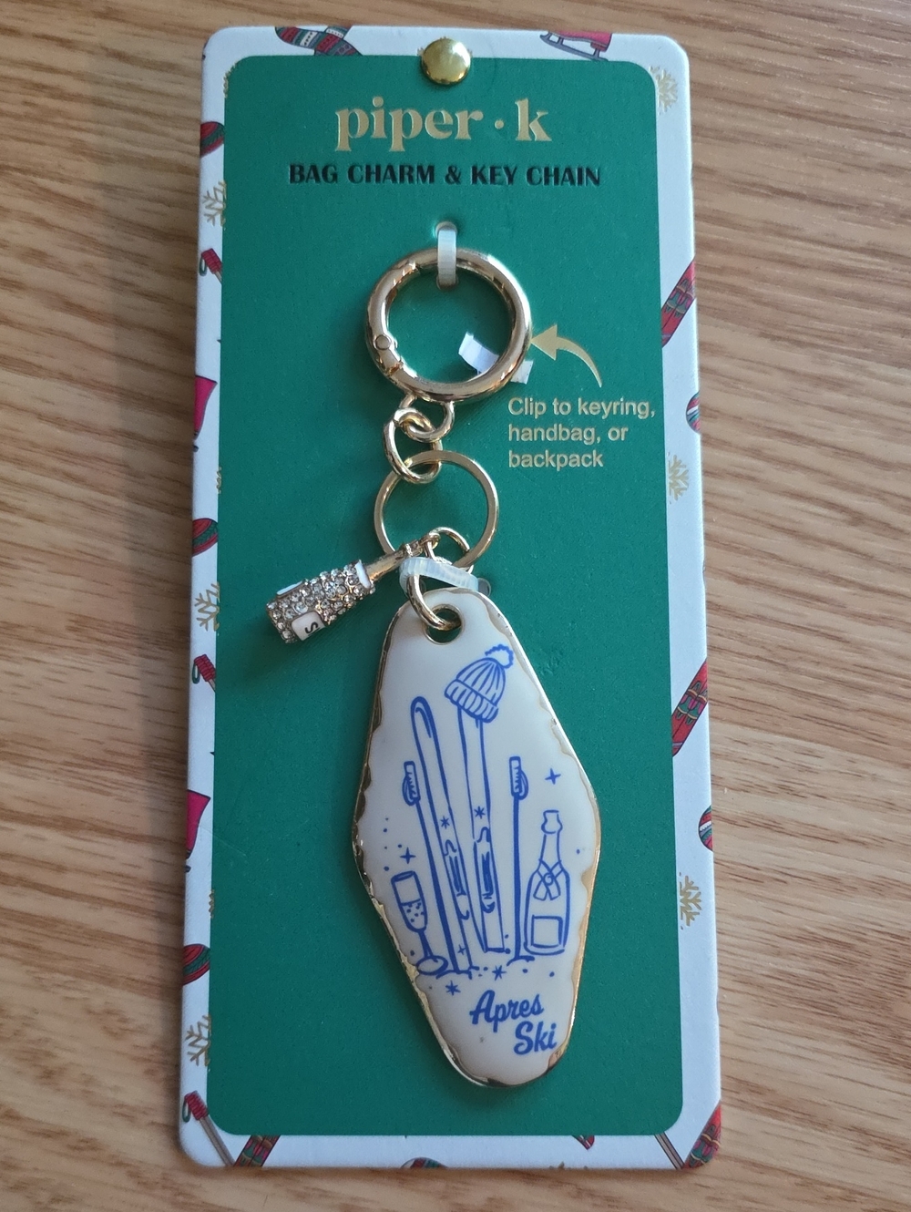 piper·k White & Gold Apres Ski Enamel Keychain